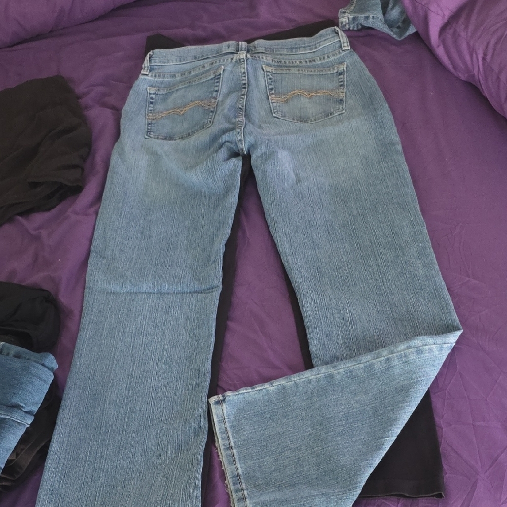 Wrangler Light Blue Straight Leg Women’s Jeans - Picture 1 of 4